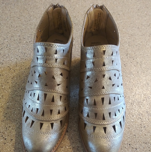 Sonoma Shoes - Sonoma Vitalize by Ortholite gold heeled bootie